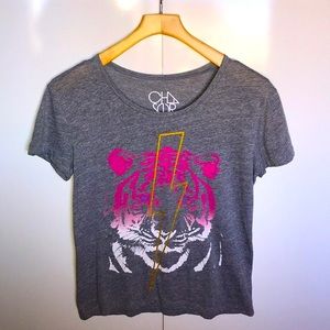 CHASER Girl's Gray Short Sleeve Tshirt with Graphic Pink & White Tiger SIZE MED